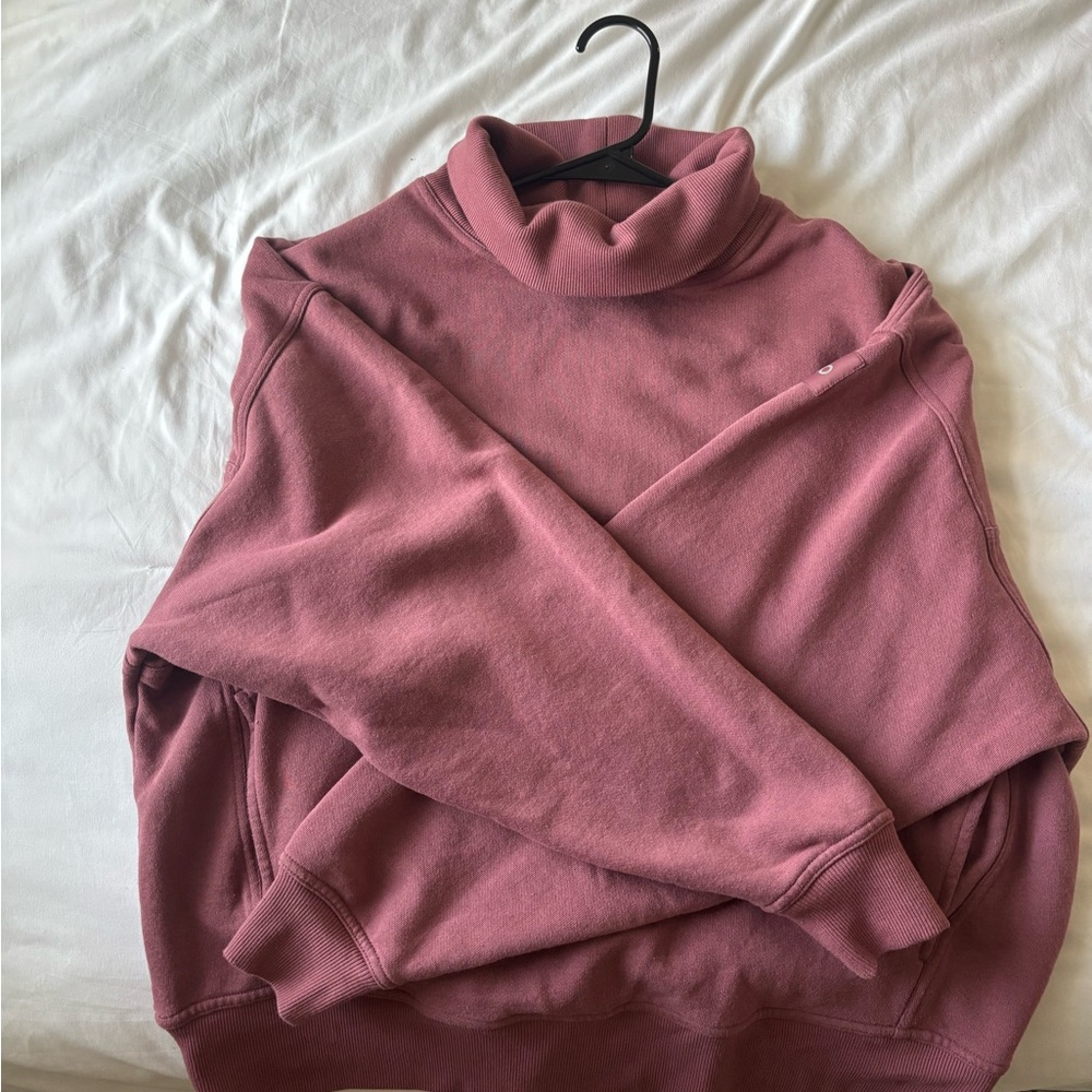 ALO Yoga Mauve Turtleneck Sweater